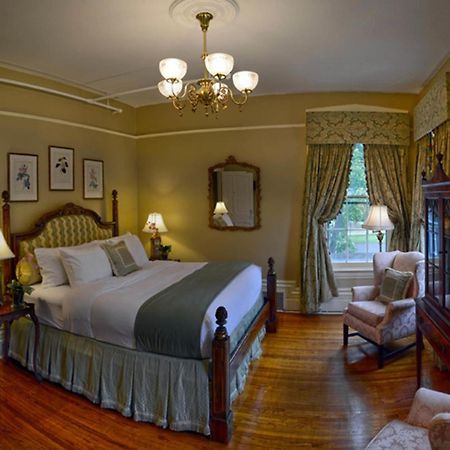 Maxwell Mansion Hotel Lake Geneva Bagian luar foto