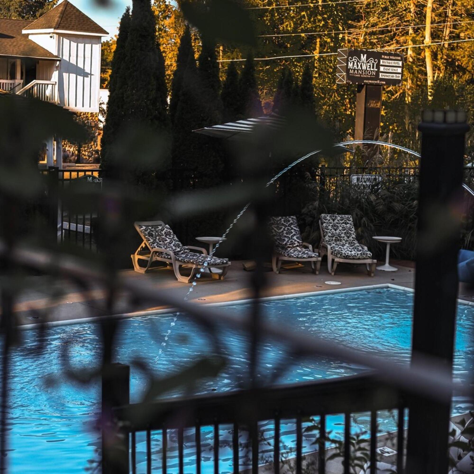 Maxwell Mansion Hotel Lake Geneva Bagian luar foto