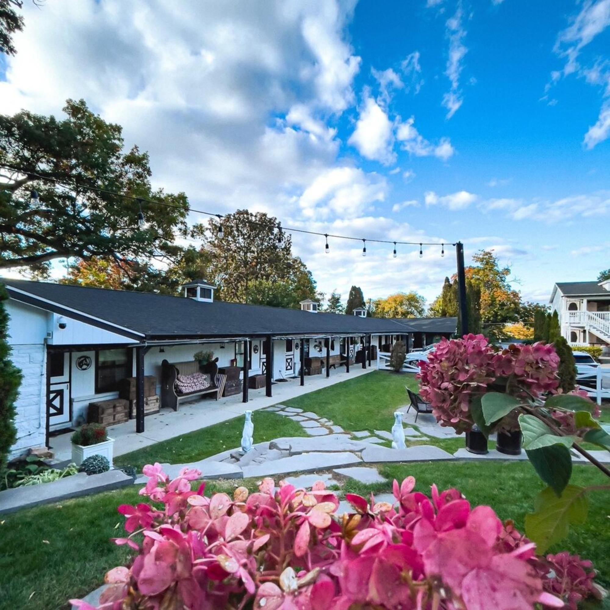 Maxwell Mansion Hotel Lake Geneva Bagian luar foto